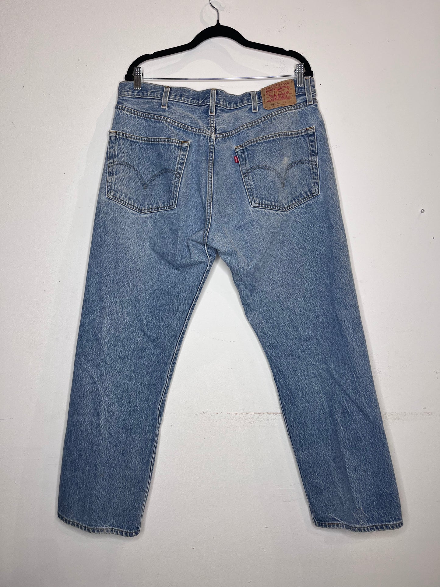 Levi 501 - light wash