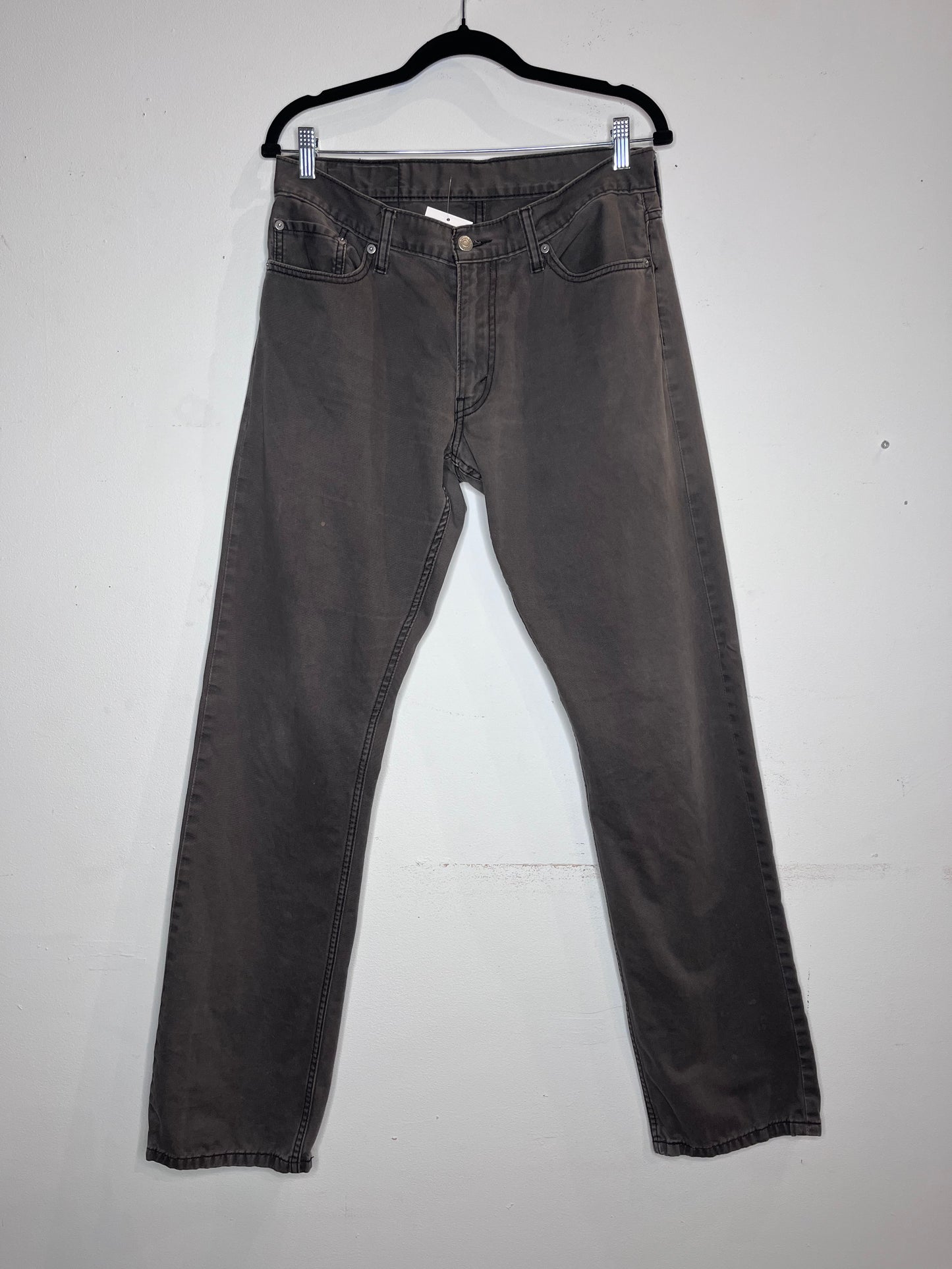 Levi 514 - Grey