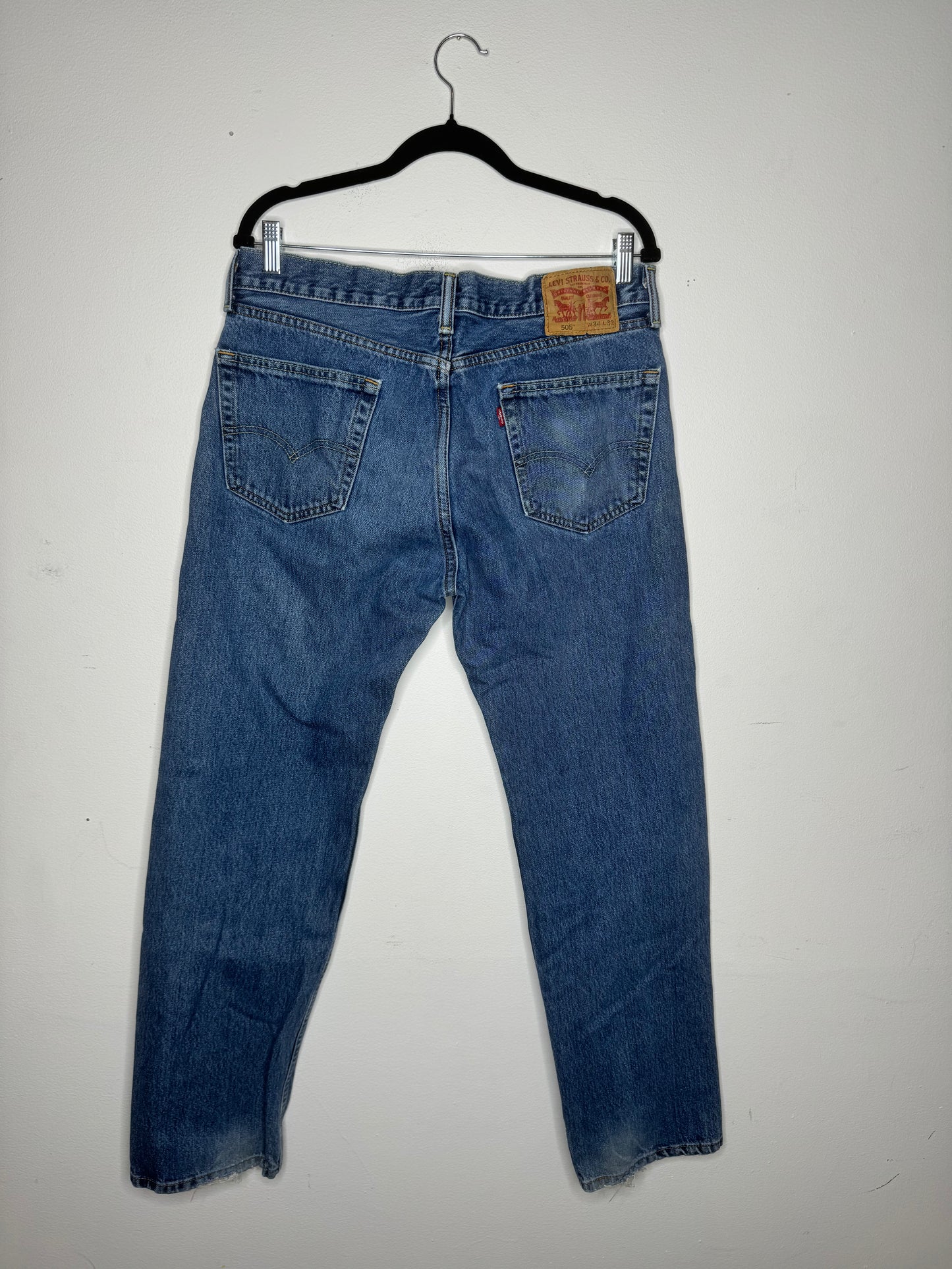 Levi 505 Medium Wash Jeans
