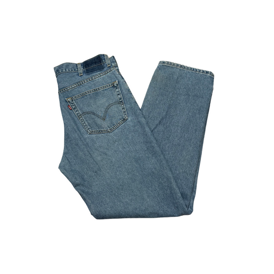 Levi 550 Medium Wash
