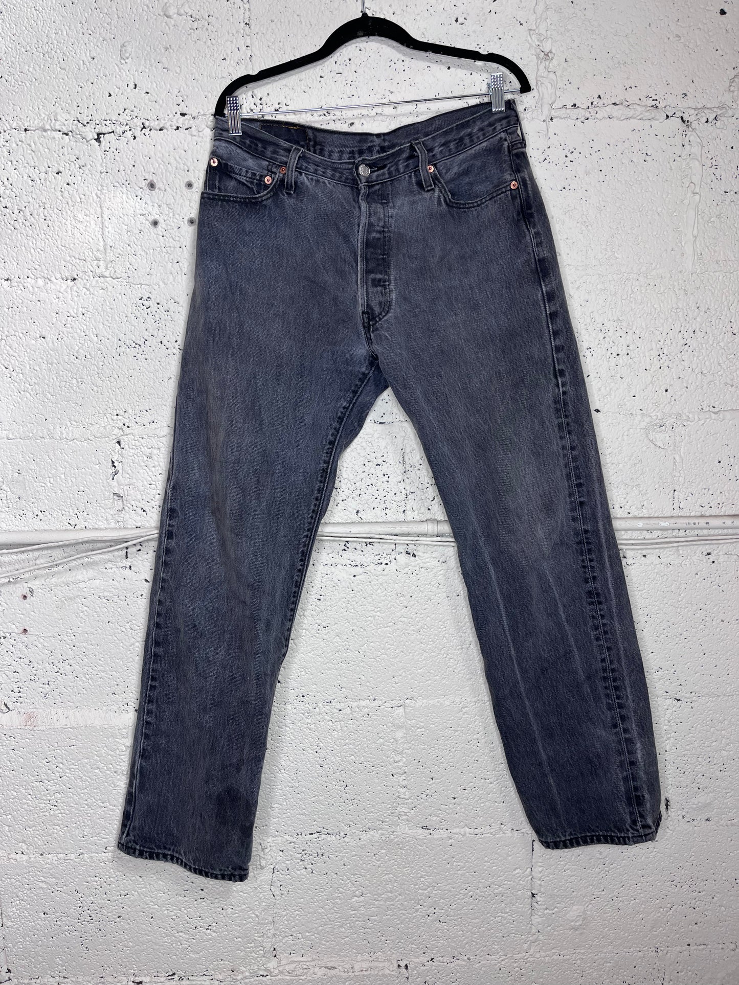 Levi 501 Grey Wash