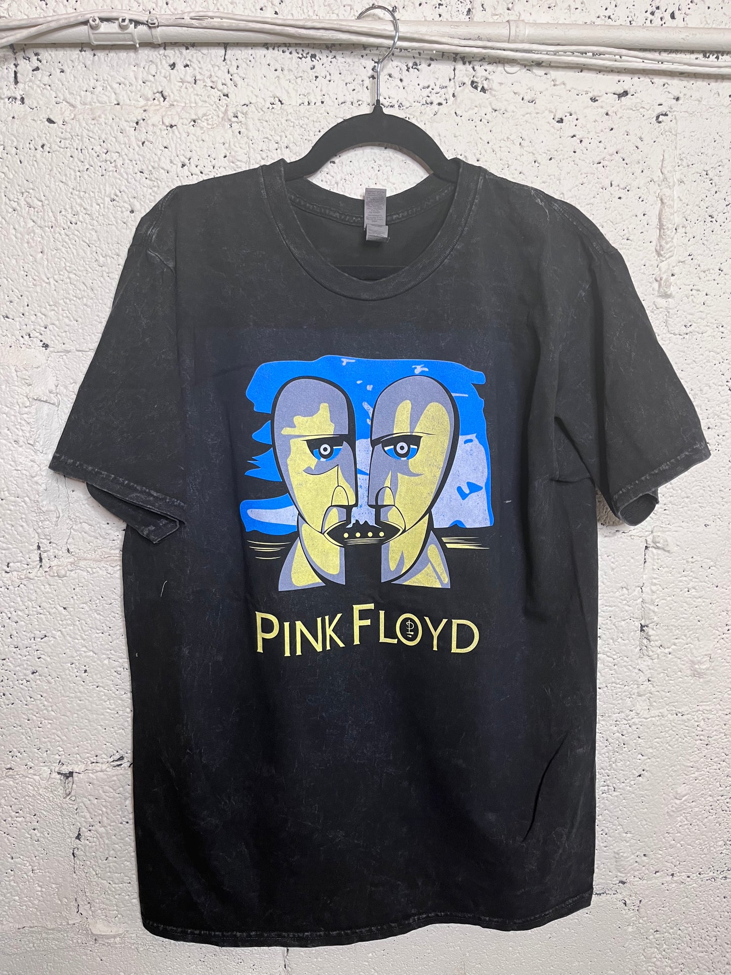 Pink Floyd- Vintage Wash Tee
