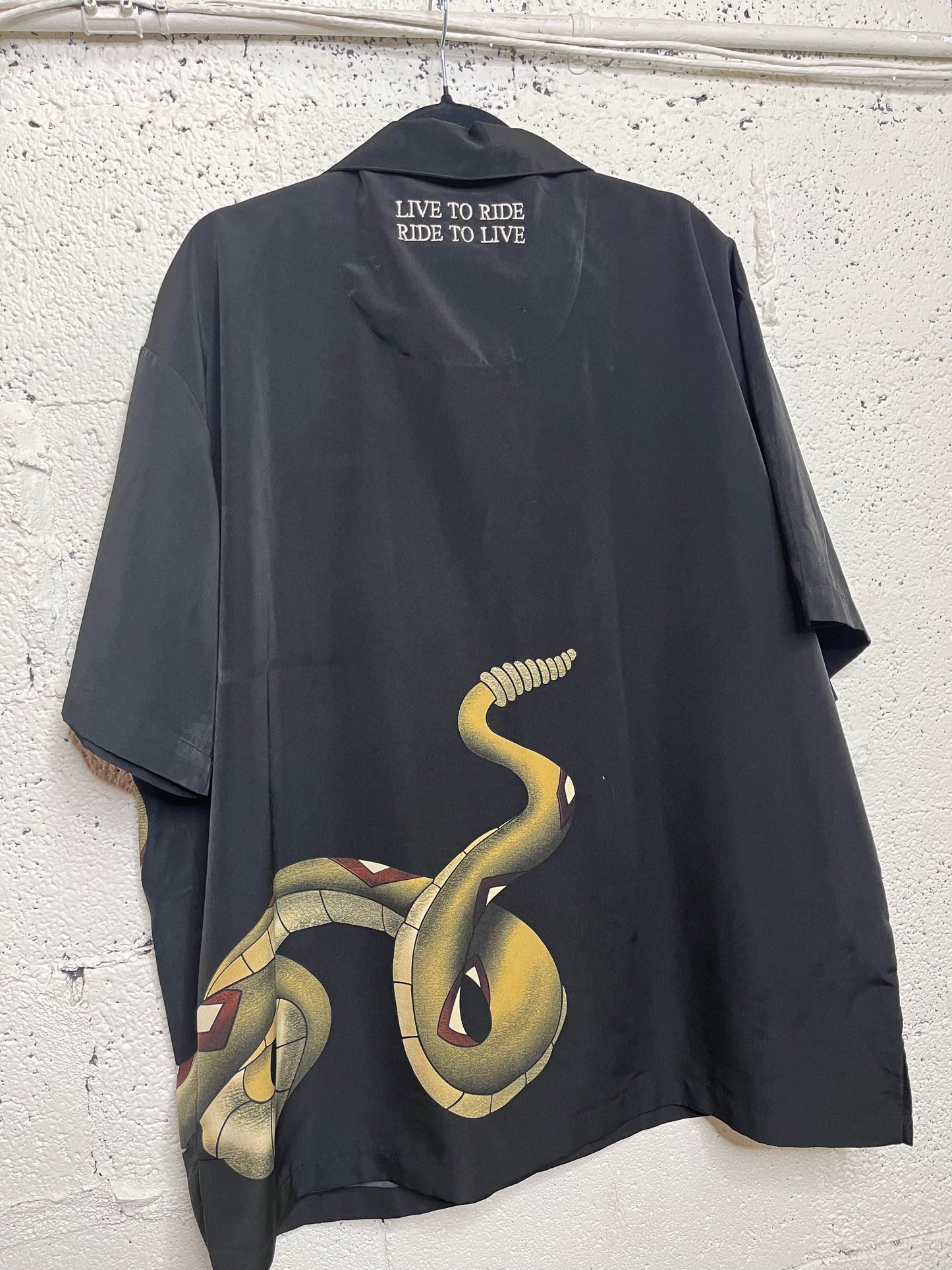 Harley Davidson Snake Short Sleeve Button Up